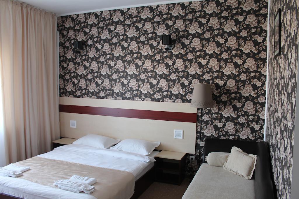 Hotel Napoli 3*