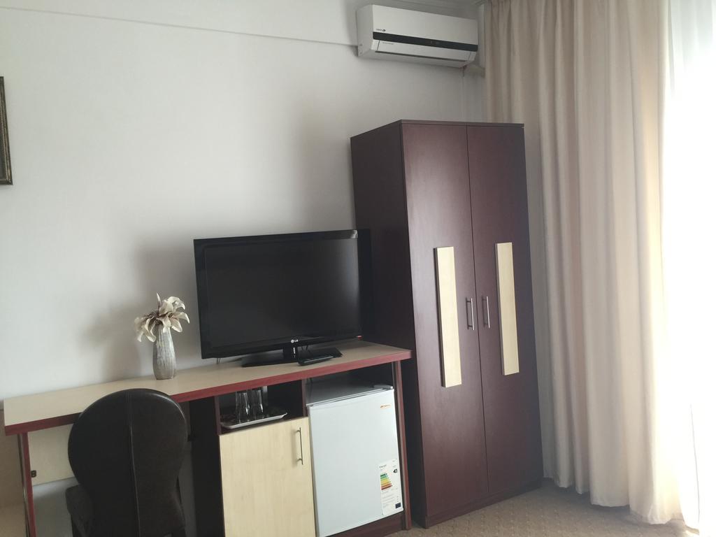 Hotel Napoli 3*