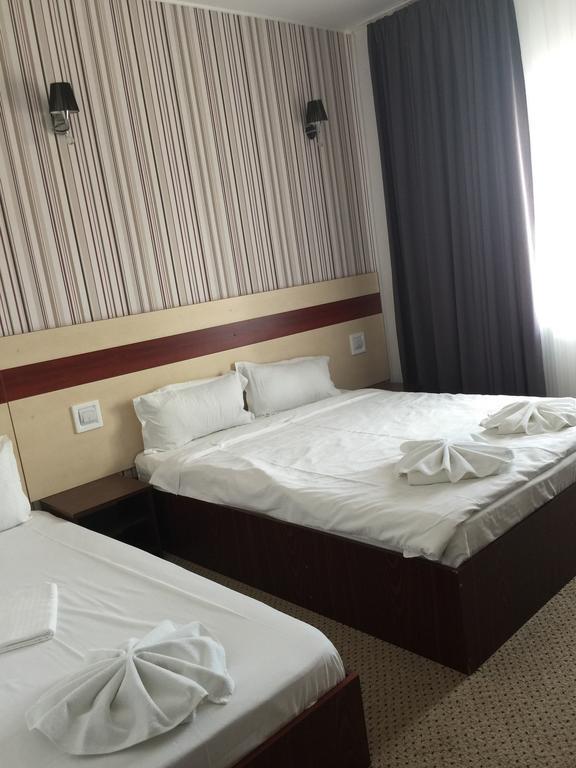 Hotel Napoli 3*